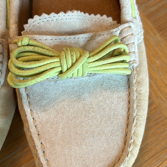 Ugg suede leather Comfy  beige vanilla 7 moccasins shoes lemon lime accent - Picture 5 of 8